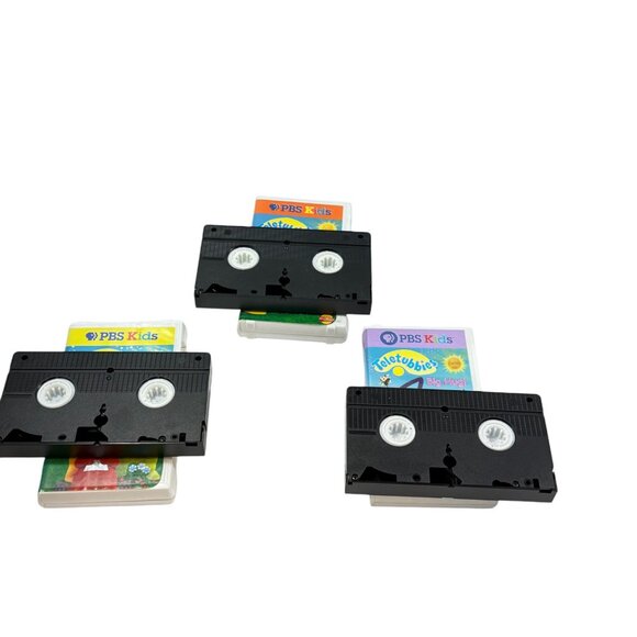 Teletubbies VHS Lot 3 Big Hug Here Come Favourite Things Vintage Hard Shell Case - Picture 6 of 7